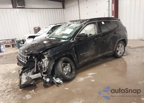 2022 Jeep Compass Latitude Fwd from USA, damaged, VIN 3C4NJCBB6NT229649